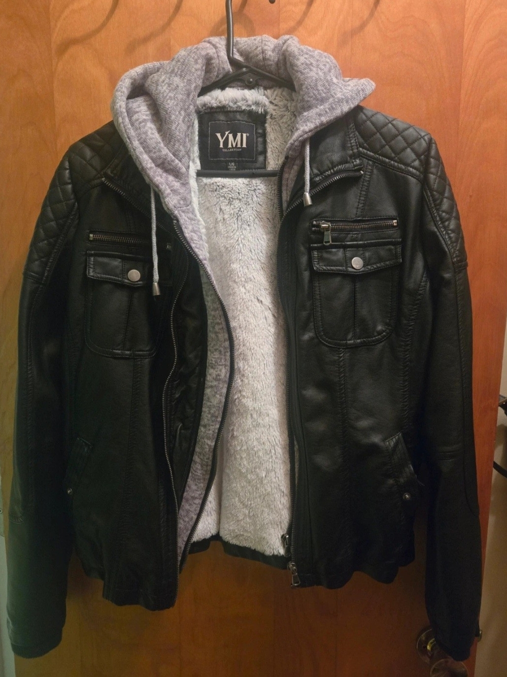 YMI Black Faux Leather Sherpa Jacket with Detachable Hood Womens Large